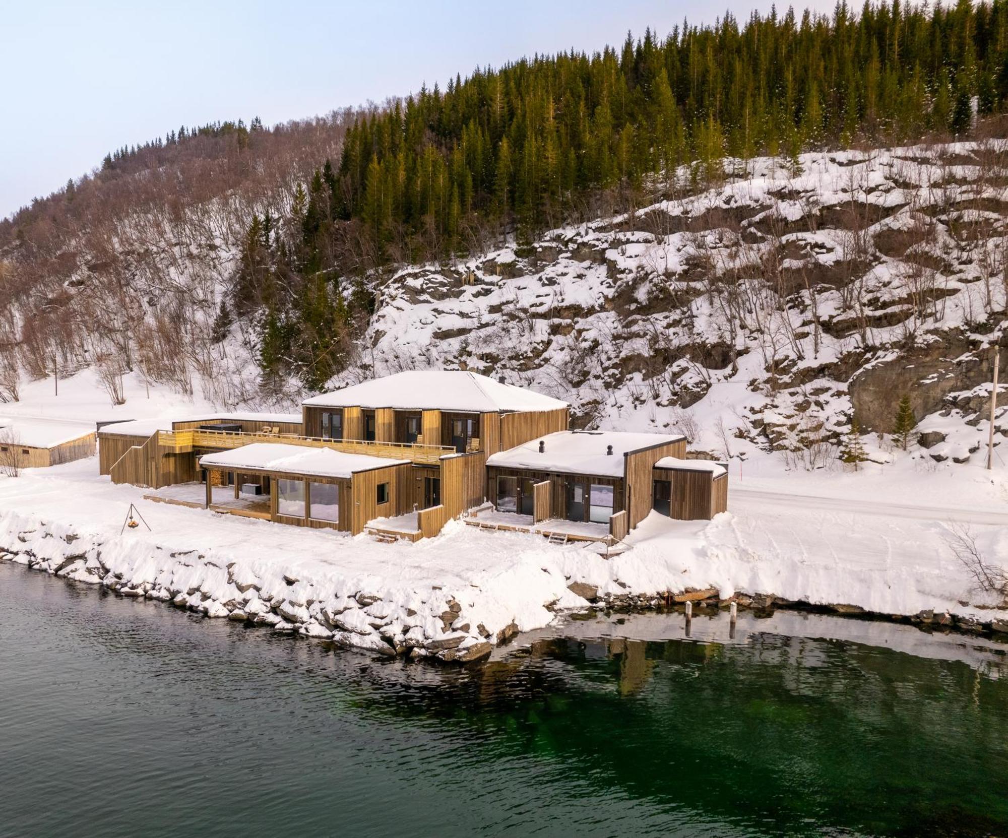 Attme Have Hotel Brostadbotn Exterior foto